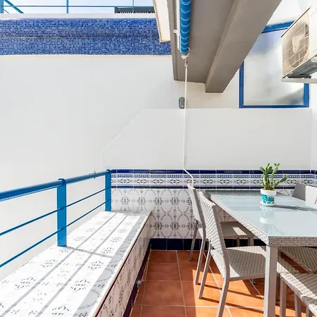 Holi-rent Olas Apartment
